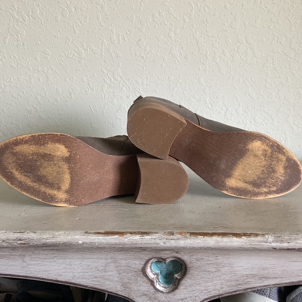 BP. - Taupe Suede Leather Heel Ankle Boot - Picture 9 of 11